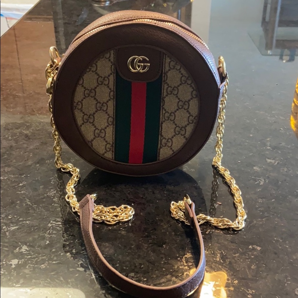 GG round disk crossbody